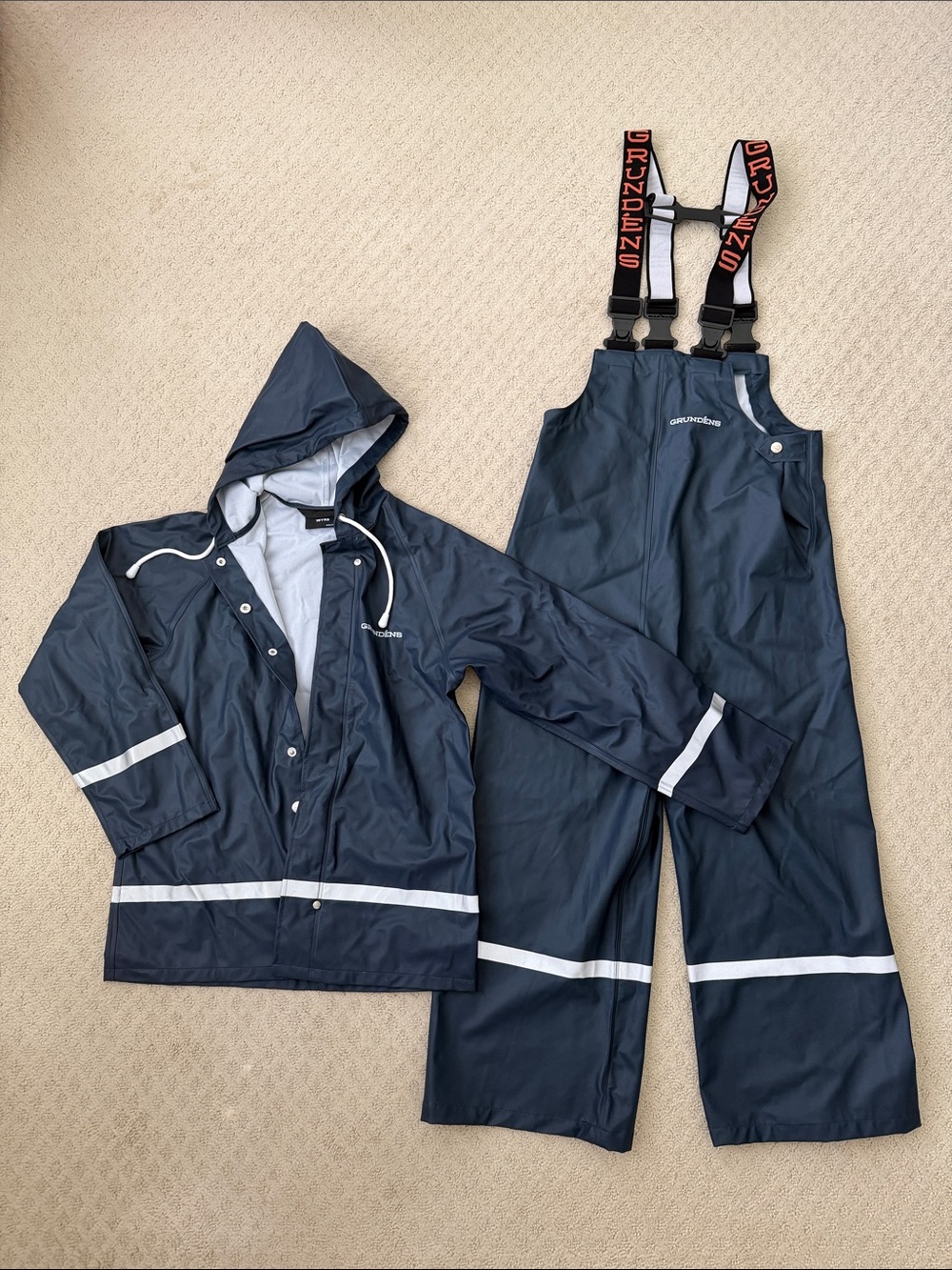 Grundéns Youth Navy Rain Jacket & Bib Overalls - Reflective Stripes - Size 10Yrs